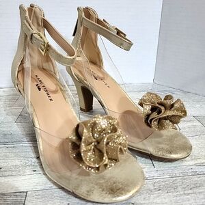 Marc‎ Fisher Kids Size 2 Antique Gold Heel Gold Sparkle Pom Pom Zip Back NWO